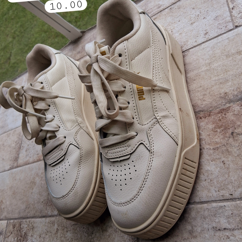 Puma Off-White Sneakers with Gold Details